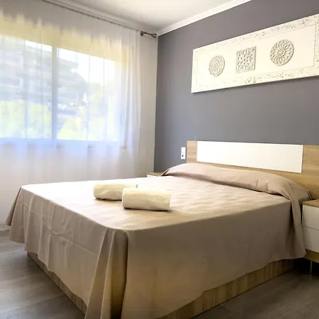 Rentalmar Marathon Apartment *