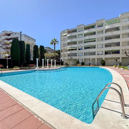 Rentalmar Marathon Apartment *