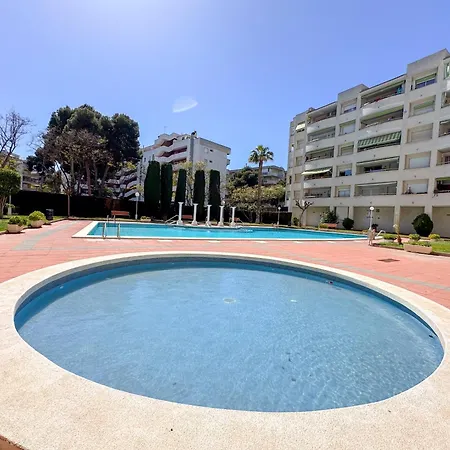 Rentalmar Marathon Apartment *